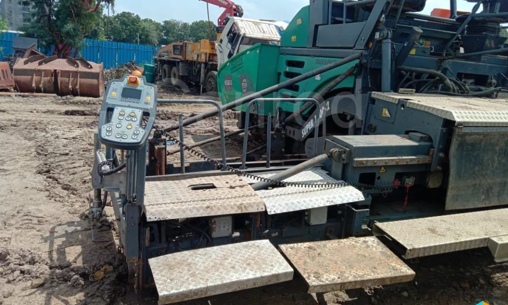 Vogele 1800-2 Paver